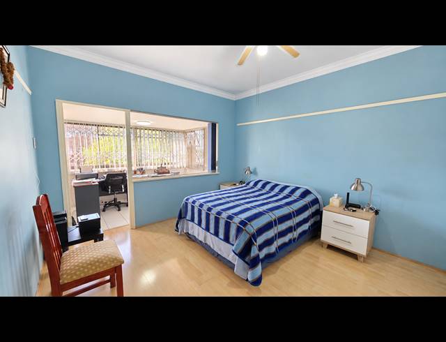 2.5 BEDROOM APARTMENT FOR SALE IN GLENWOOD